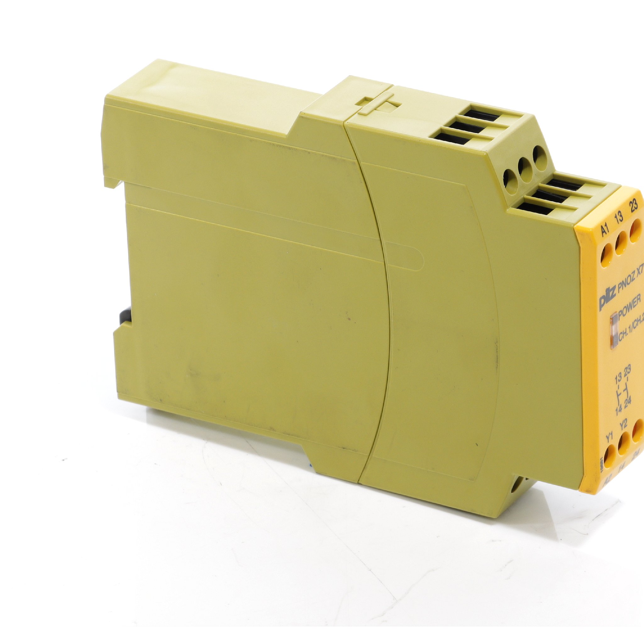 Safety switching device PNOZ X7 24VACDC 2n/o 